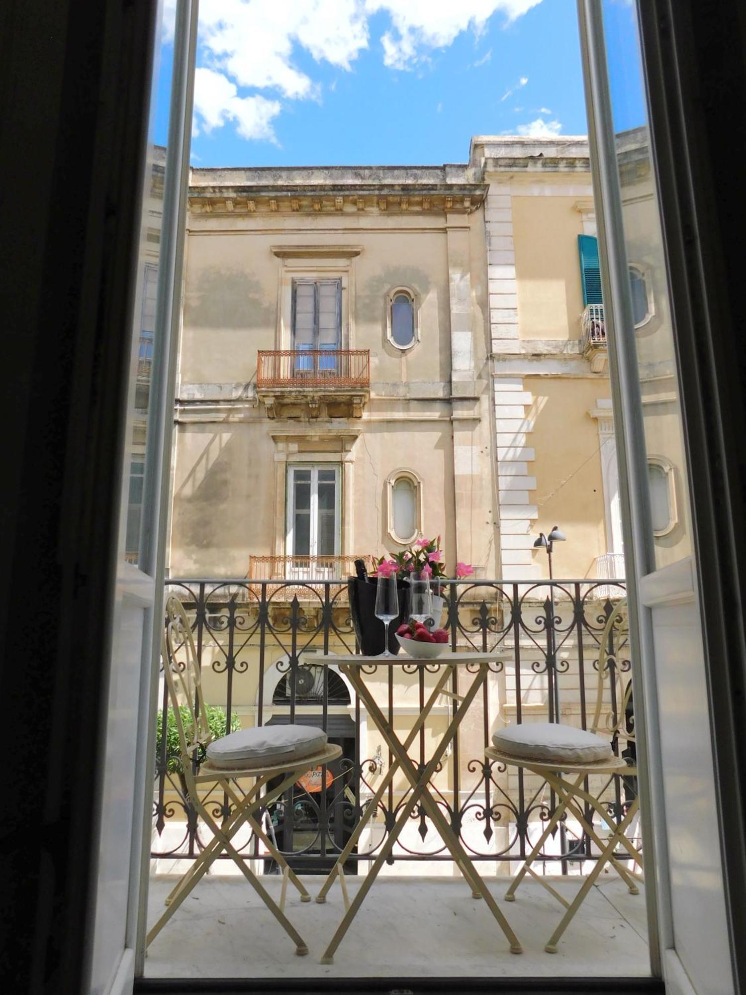 Appartement La Dimora Dei Mille à Syracuse Extérieur photo